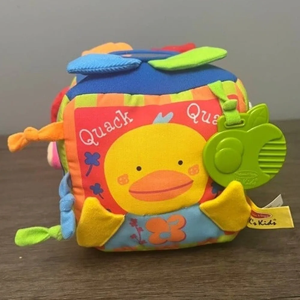 Melissa & Doug‎ Musical Farmyard Cube